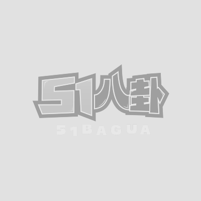 高颜值妹子 车上拍大相关图片1